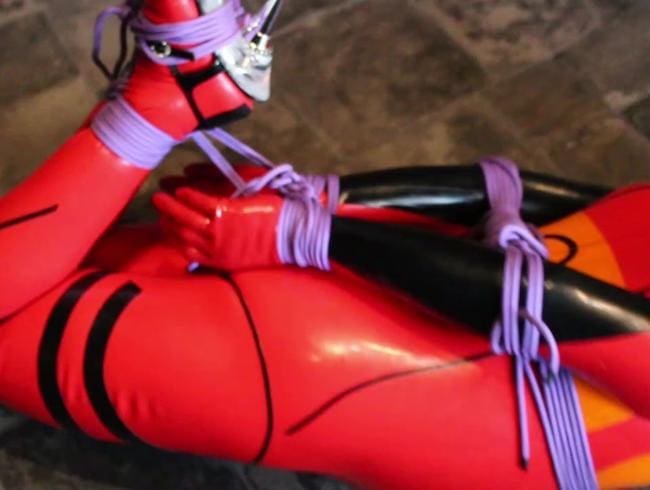 Conny vs. Bond Latex-Hogtied