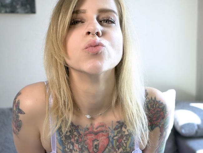 MEIN ERSTER BLOWJOB!