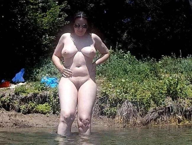 Nackt im Erlensee