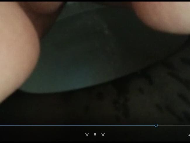 Noch ein kurzes Pissvideo...