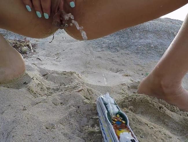 Giantess Mermaid verwüstet ein anderes Schiff mit ihrem Natursekt und ihrer Fotze