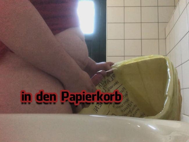 In den Damen Papierkorb WIXXEN ! !