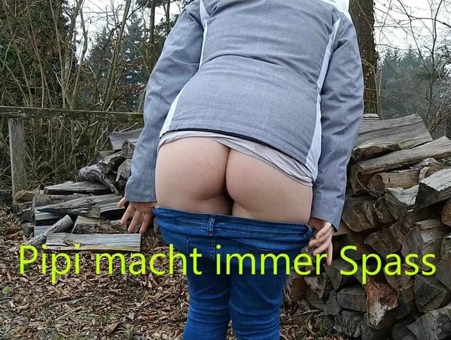 Pipi macht immer Spass - auch wenn es kalt ist