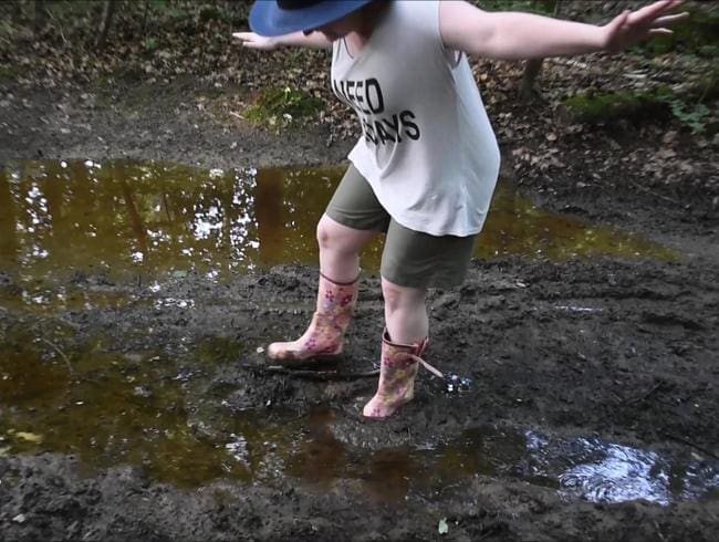 Schlammloch und Gummistiefel
